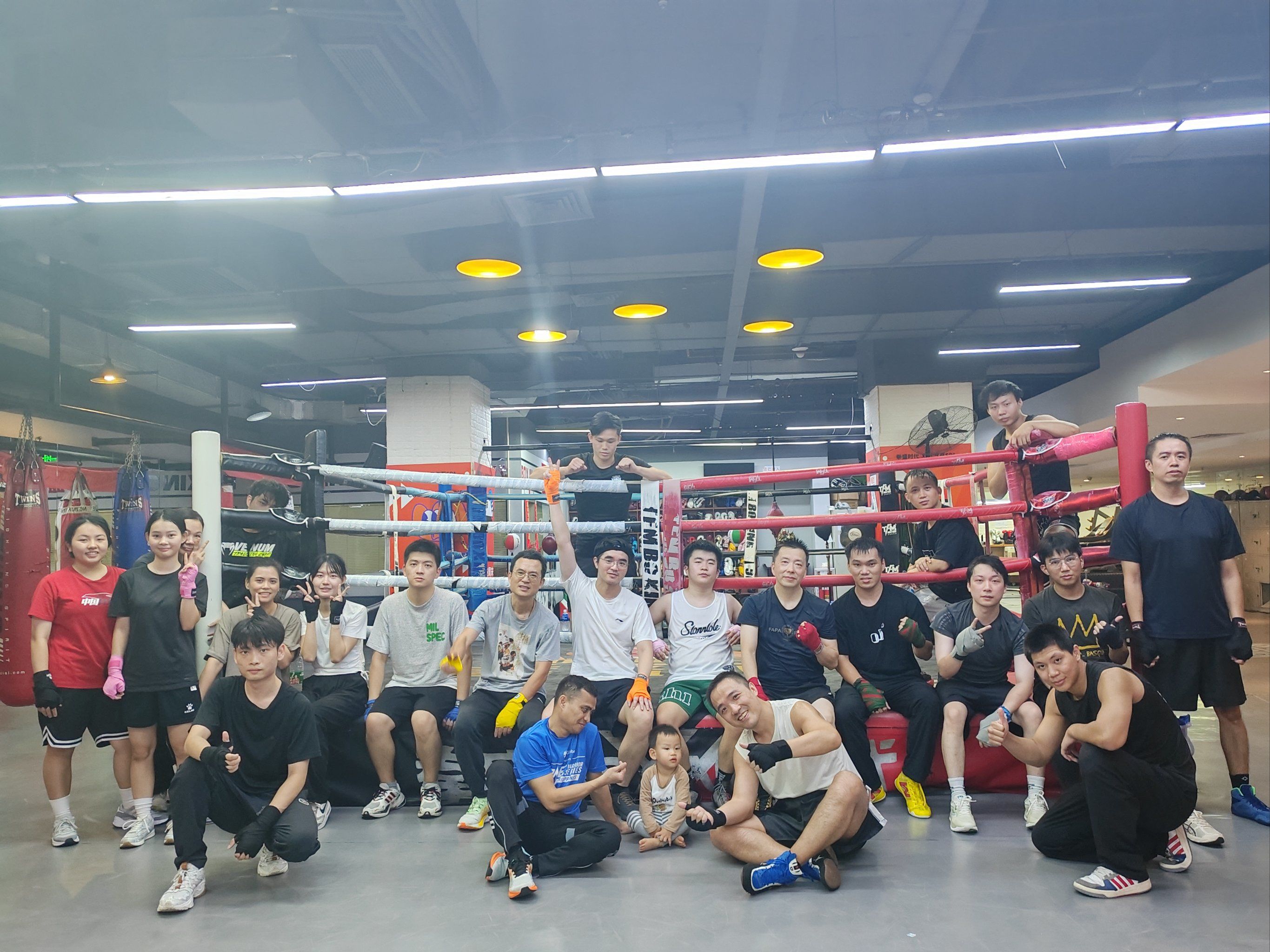 包含拳击半决赛上演强强对话,洞庭猎隼队鏖战皖江银狐队,多点开花奏效;战术板得到兑现的词条 包含拳击半决赛上演强强对话,洞庭猎隼队鏖战皖江银狐队,多点开花奏效;战术板得到兑现的词条