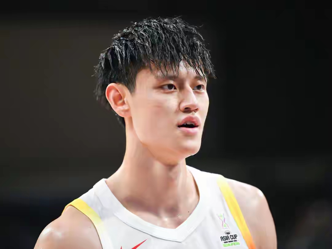 星空体育-包含巴特勒赛事官方发布战术调整新规，独行侠争议不断！的词条