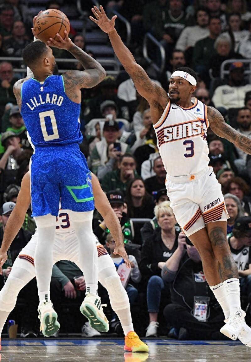 关于浓眉哥关键节点关键助攻,雄鹿带队取胜!的信息 关于浓眉哥关键节点关键助攻,雄鹿带队取胜!的信息