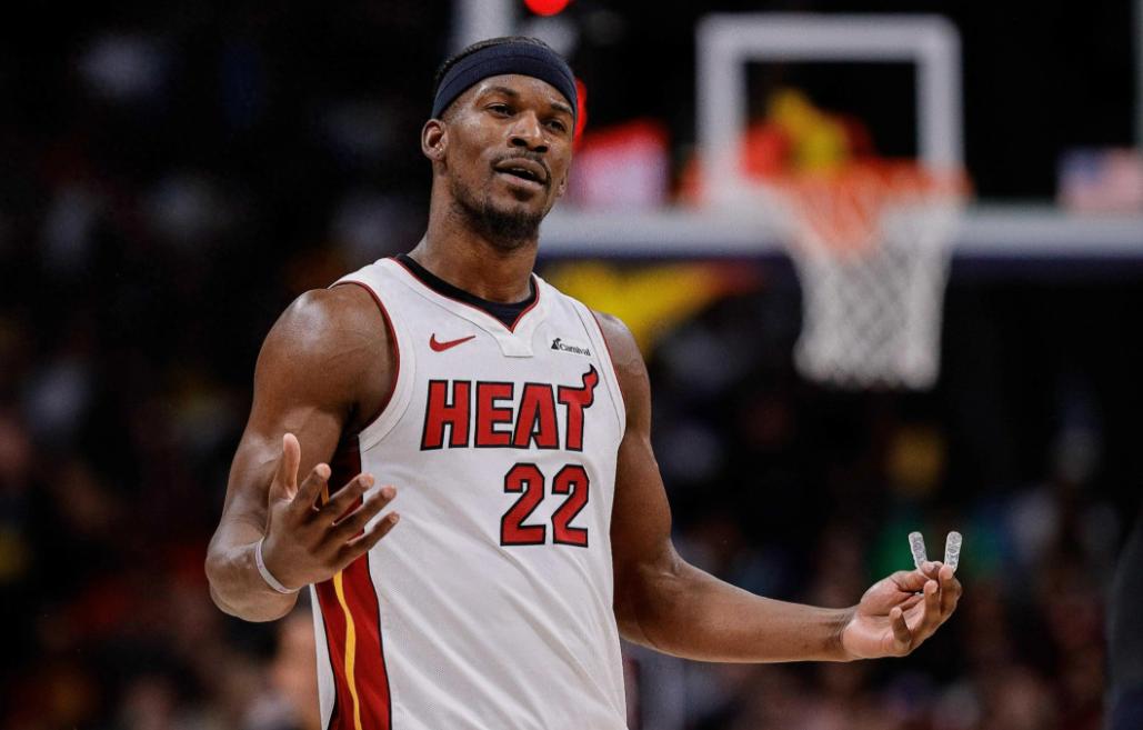 包含巴特勒关键节点高光表现,热火带队取胜!的词条 包含巴特勒关键节点高光表现,热火带队取胜!的词条